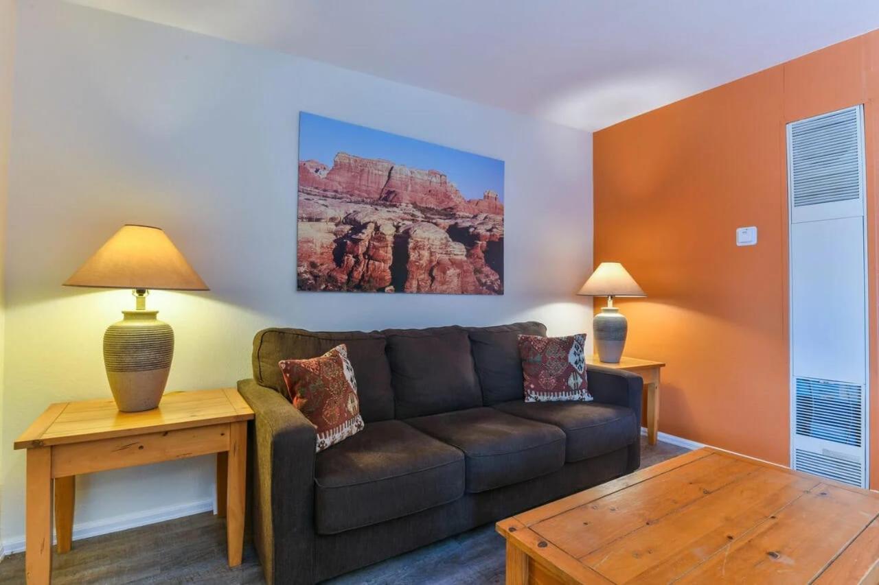 Charming 2 Bedroom Near Downtown - Rose Tree 1 موآب المظهر الخارجي الصورة