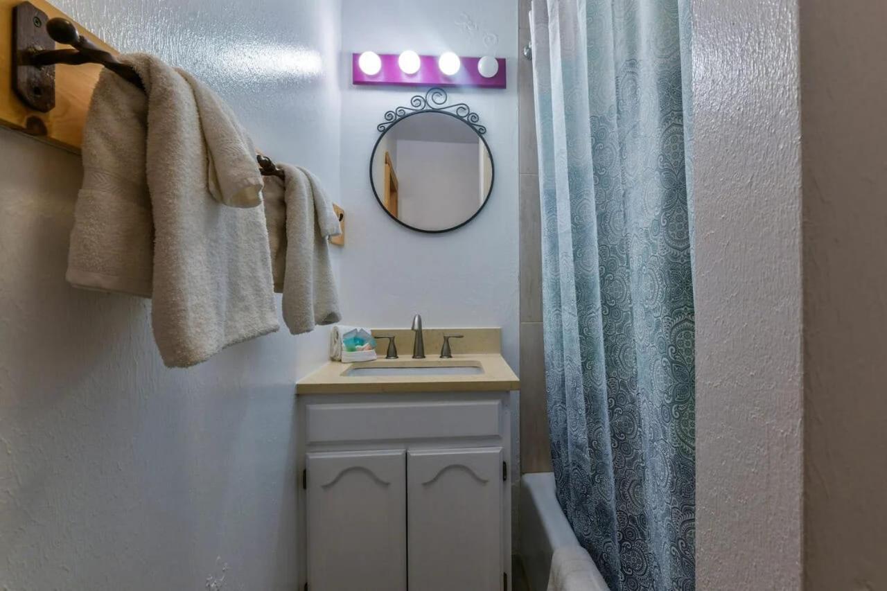 Charming 2 Bedroom Near Downtown - Rose Tree 1 موآب المظهر الخارجي الصورة