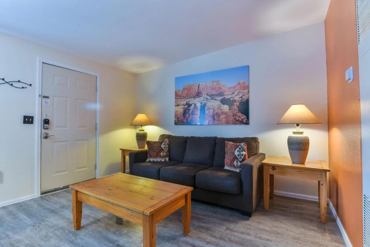 Charming 2 Bedroom Near Downtown - Rose Tree 1 موآب المظهر الخارجي الصورة