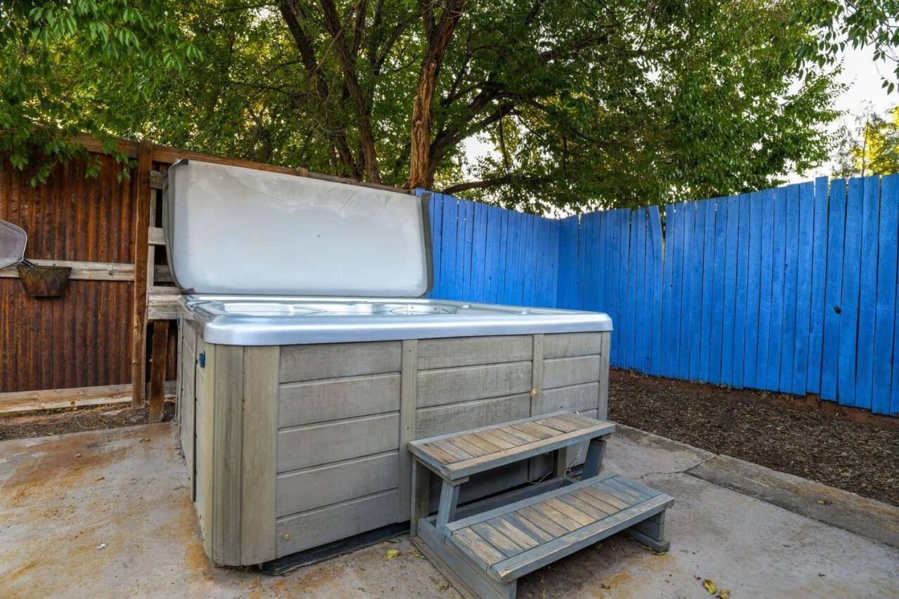 Charming 2 Bedroom Near Downtown - Rose Tree 1 موآب المظهر الخارجي الصورة